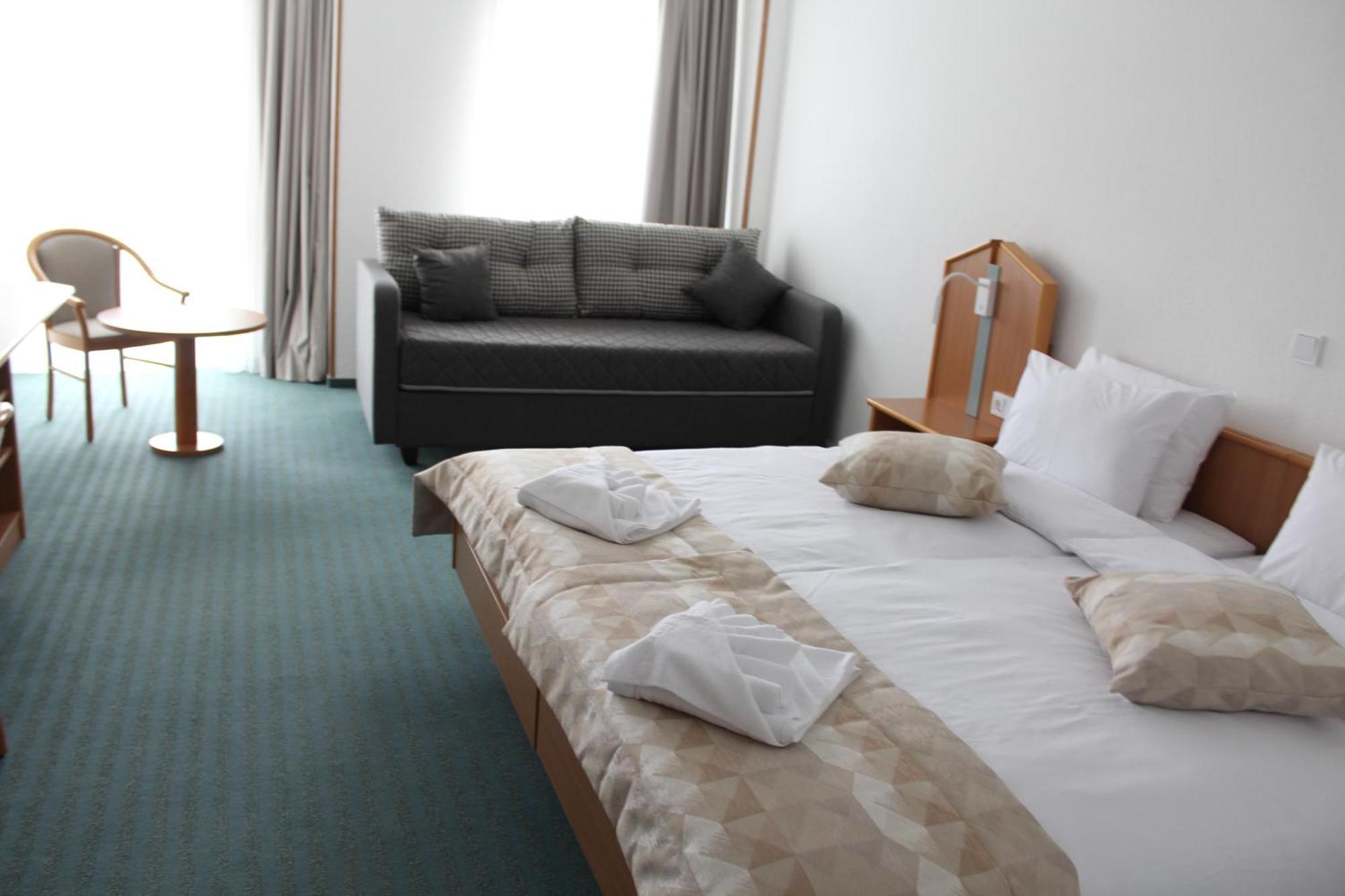 Hotel Bessunger Forst Rossdorf  Eksteriør bilde